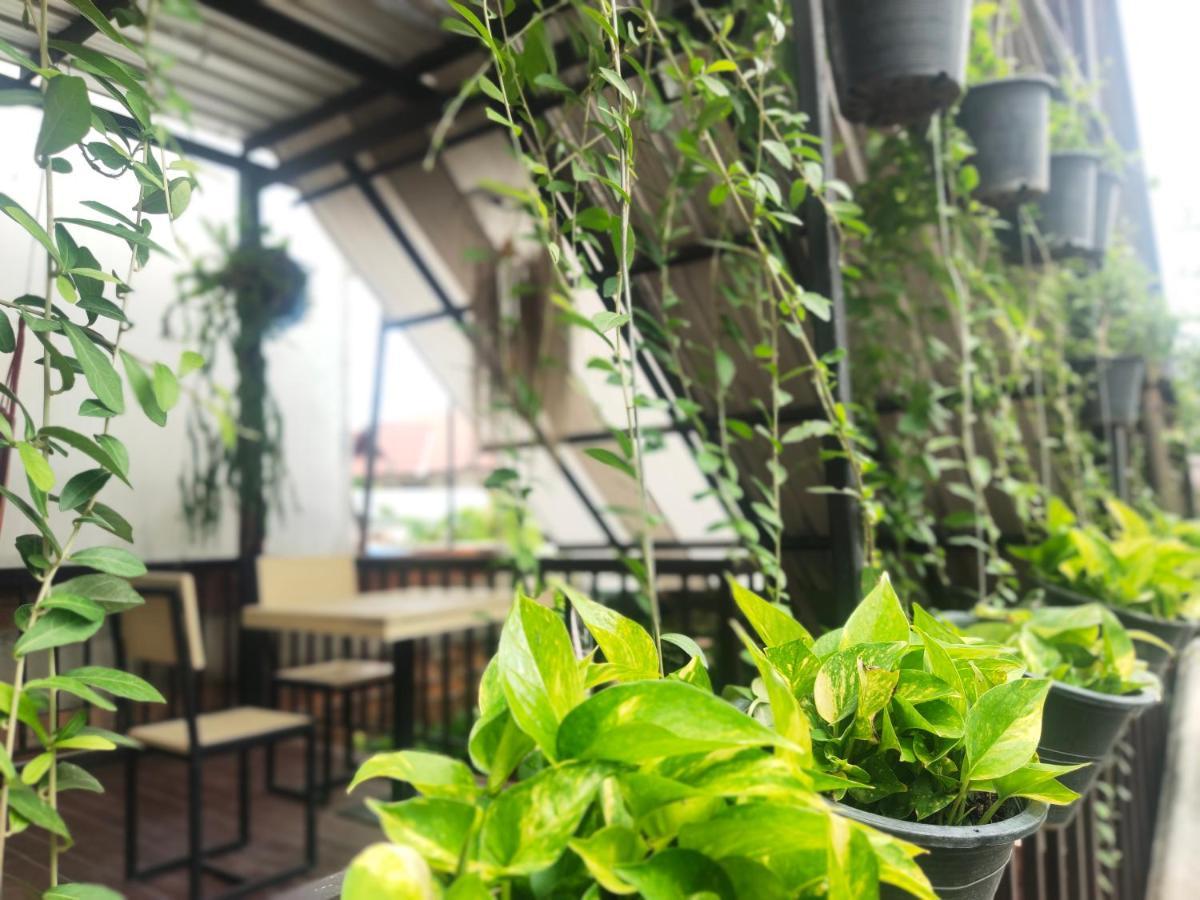 Nai Wiang Poshtel Hostel Chiang Mai Exterior photo